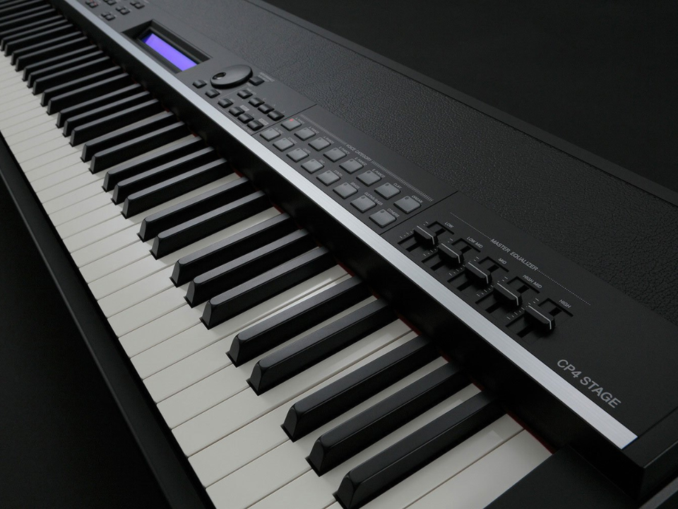 YAMAHA CP4 - Ảnh thực tế 3